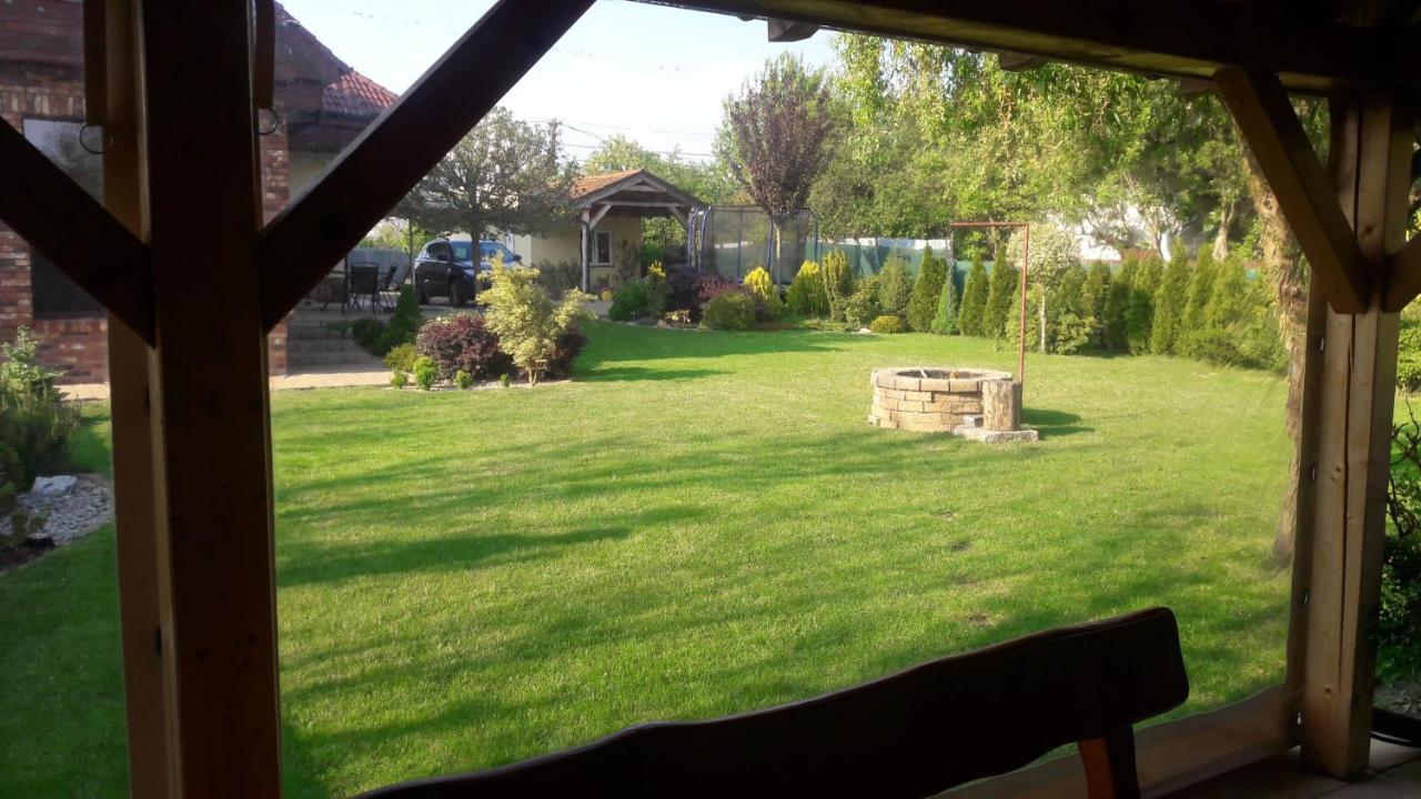 Villa Vilka Relax Podhájska Esterno foto